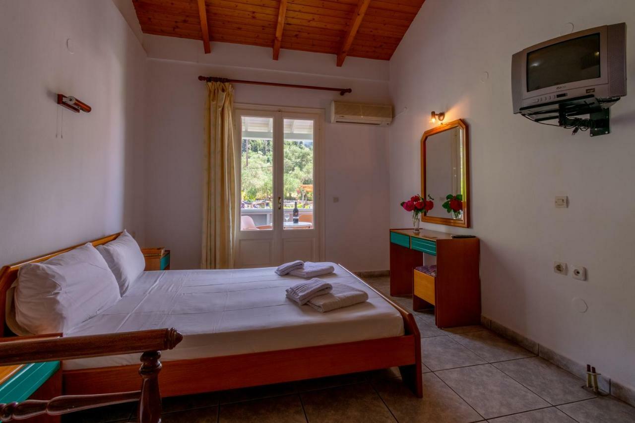 Averto Lefkada City Екстер'єр фото