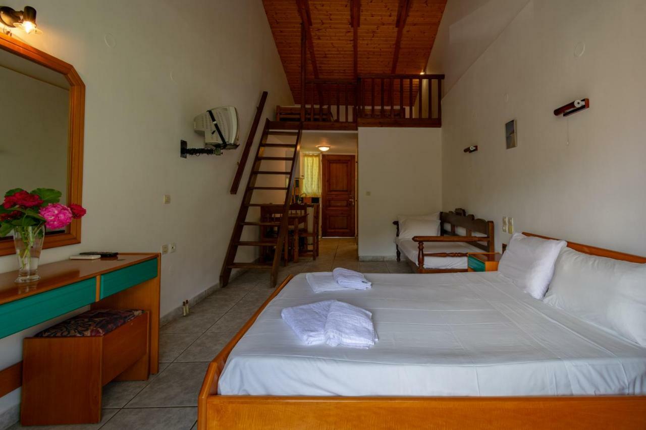 Averto Lefkada City Екстер'єр фото